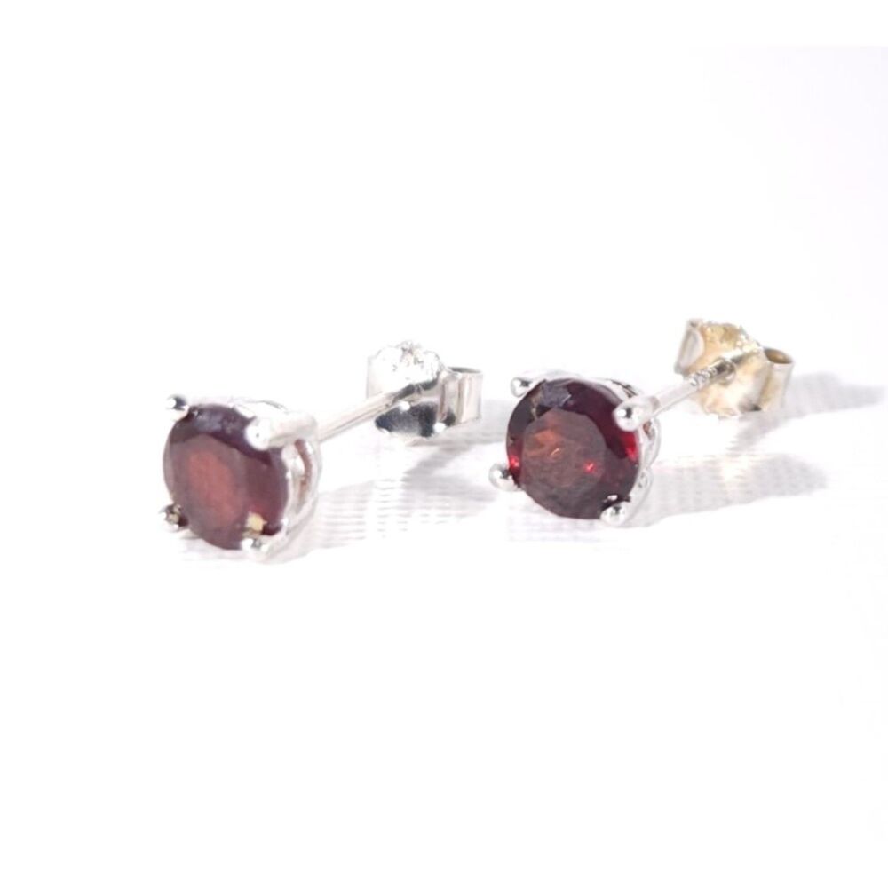 Garnet Earrings 5mm Round in Sterling Silver Studs
